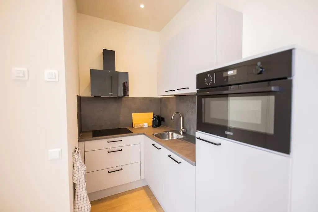 Delightful 2 Bedroom Serviced Apartment 54M2 -Mst40D- Rotterdam 0*,  Netherlands