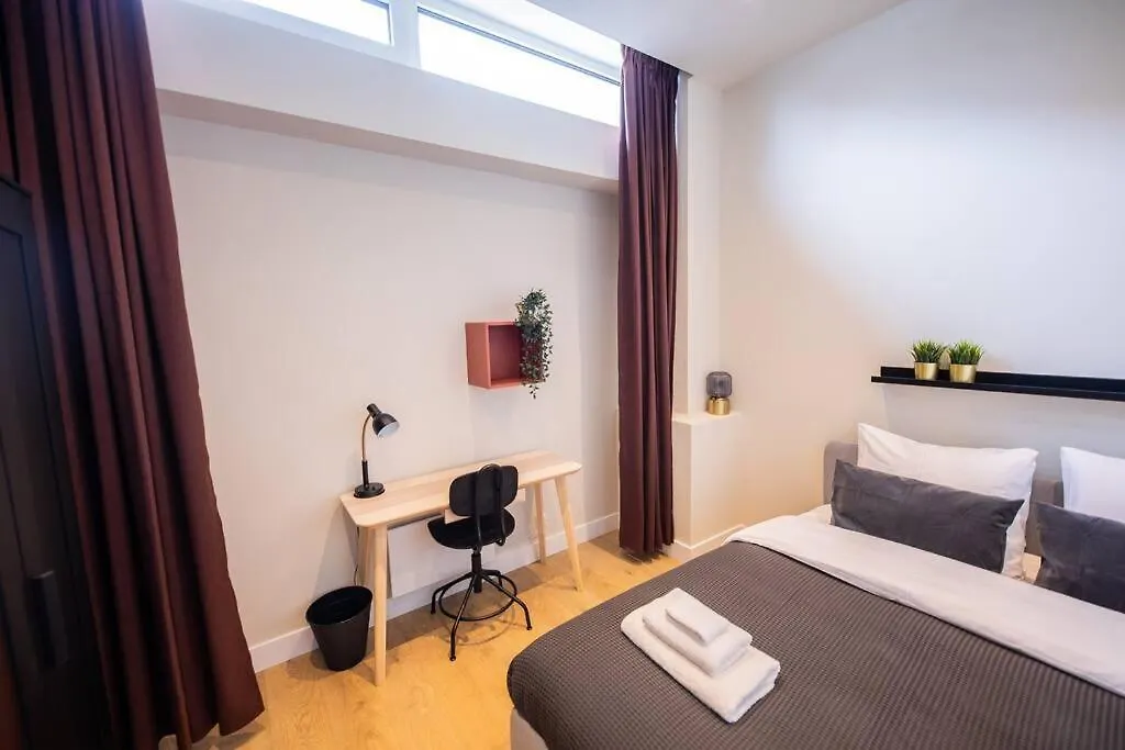 Delightful 2 Bedroom Serviced Apartment 54M2 -Mst40D- Rotterdam Netherlands