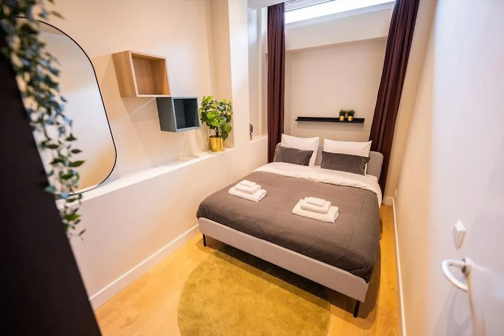 Delightful 2 Bedroom Serviced Apartment 54M2 -Mst40D- Rotterdam Holiday home